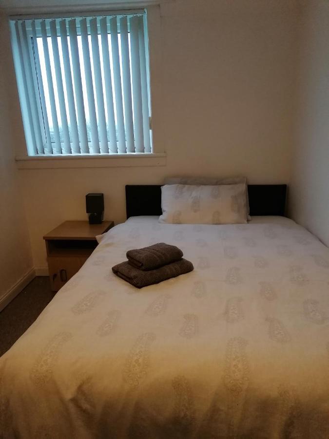 Bathgate Handy House Экстерьер фото
