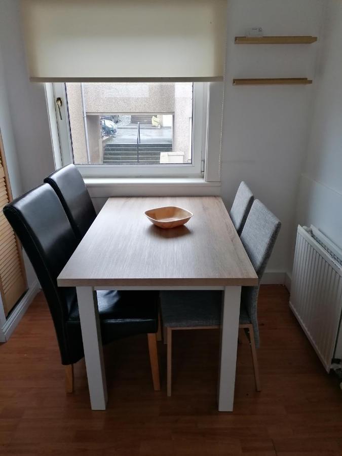 Bathgate Handy House Экстерьер фото